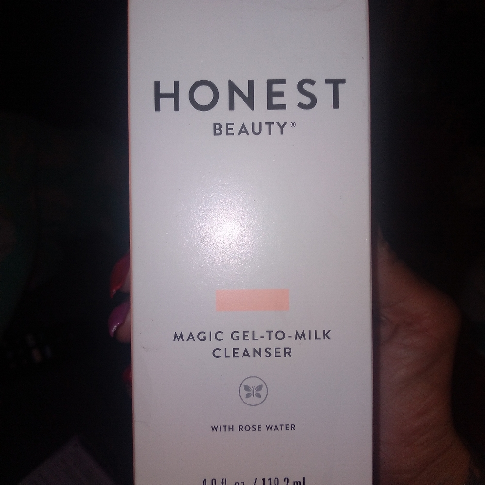 Honest products face cream suirm eyeliner eyeshado
